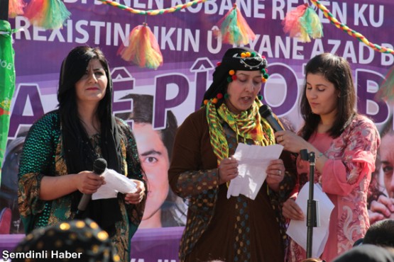 Şemdinli'de 'Kadınlar Günü' coşkuyla kutlandı: FOTO: Mesut KAZAK