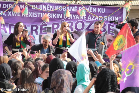 Şemdinli'de 'Kadınlar Günü' coşkuyla kutlandı: FOTO: Mesut KAZAK