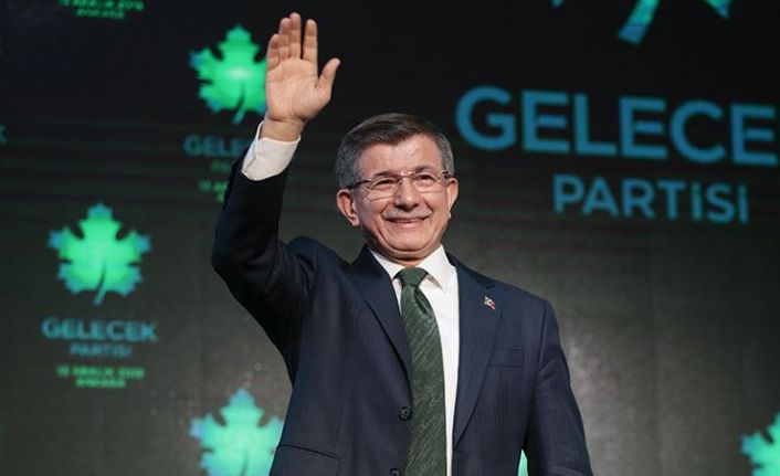 Davutoğlu: Esad'a 2011'de 'Kürtlere vatandaşlık ver' dedim