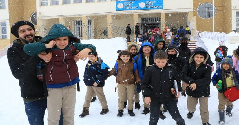 Hakkari'de eğitime bir gün ara verildi