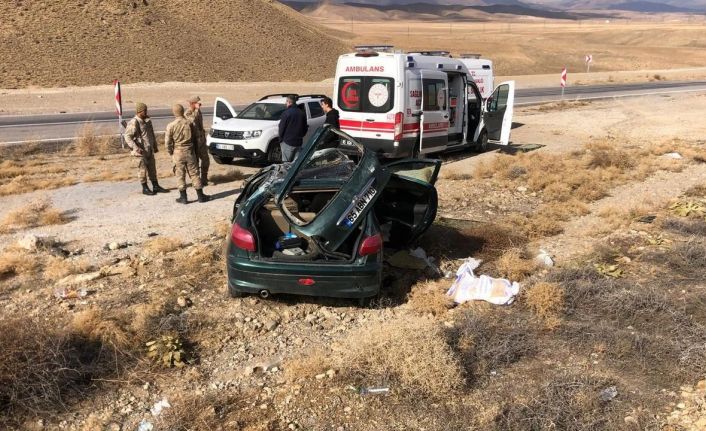 Hakkari Van Karayolunda kaza: 3 yaralı