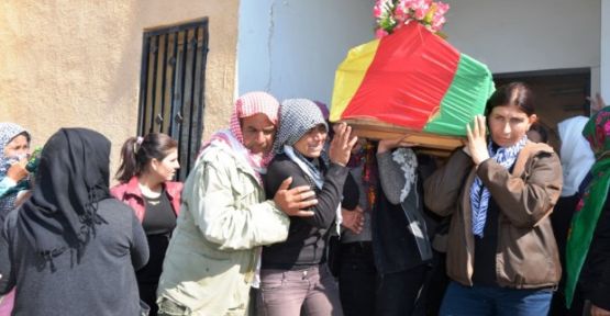 3 savaşçısı Kobani'de toprağa verildi