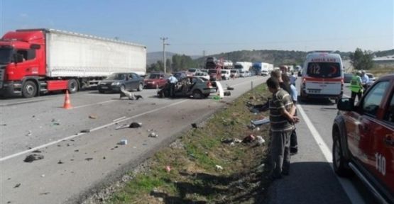 Balıkesir'de feci kaza: 4 ölü