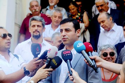 Demirtaş: Yeni bir yaşam yaratacağız