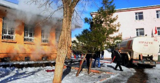 Mardin'de ilkokulda kaorifer kazanı patladı: 6 Yaralı