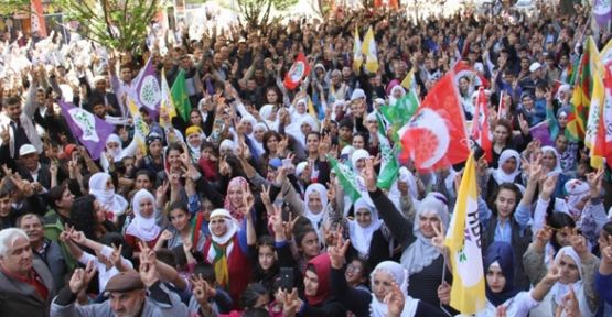 Namzetên HDP'ê li eleqeyeke mezin rast tên