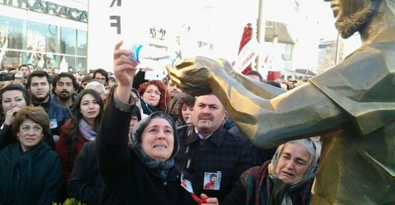 Serdar Ortaç: Ahmet Kaya'yı protesto ettiğimde Atatürk peygamberimdi