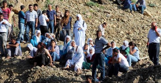 Şırnak'taki ocak kaçak, ekibin maskesi yok!