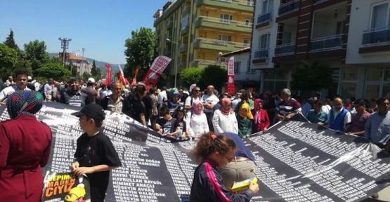 Soma'da yaşamını yitiren 301 maden işçisi anılıyor