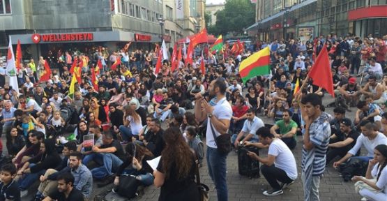 Suruç katliamı Avrupa'da kitlesel protesto edildi