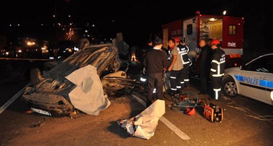 Uşak'ta korkunç kaza: 3 üniversiteli öldü, 6 yaralı var