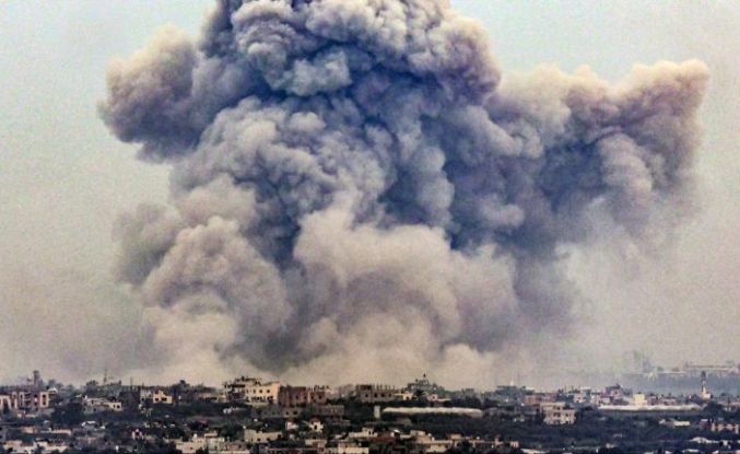 İsrail, Gazze’nin farklı noktalarını vurdu: En az 18 can kaybı